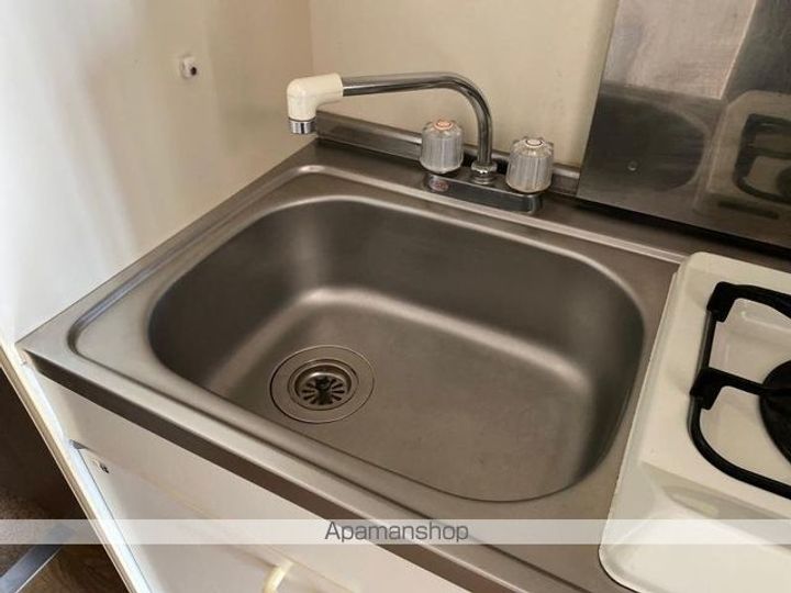 香川県高松市太田上町の賃貸マンションの内装