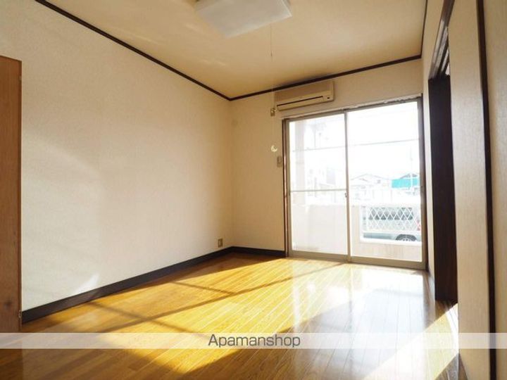 ミルキーハウスⅠA-2の居間