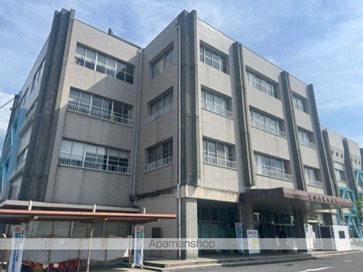 滋賀県近江八幡市出町の賃貸マンションの周辺
