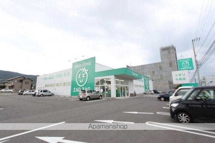 香川県高松市鶴市町の賃貸アパートの周辺