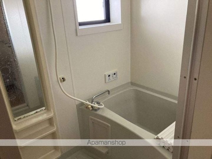 フラワービレッヂ201の風呂