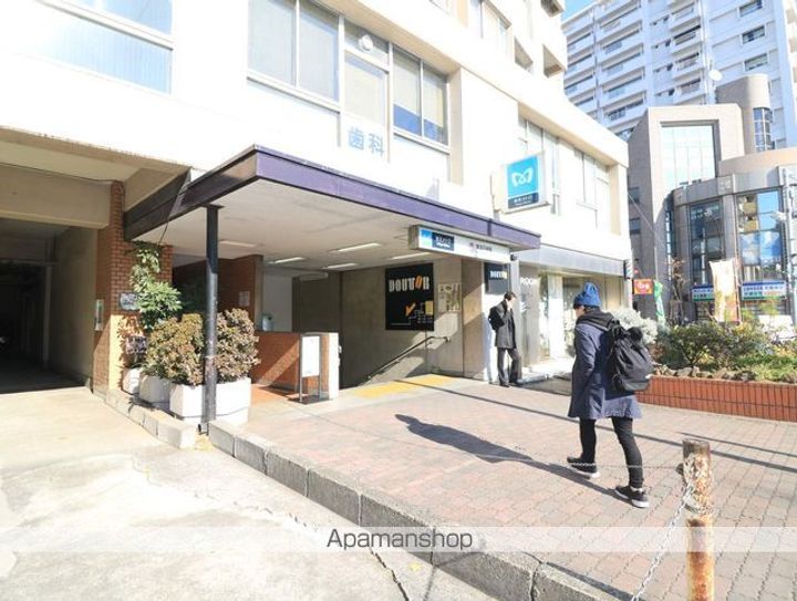 東京都杉並区高円寺南4丁目の賃貸マンションの周辺