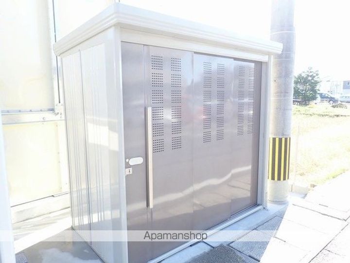 滋賀県栗東市小柿1丁目の賃貸アパートの内装
