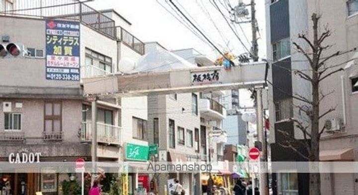東京都板橋区仲町の賃貸マンションの周辺