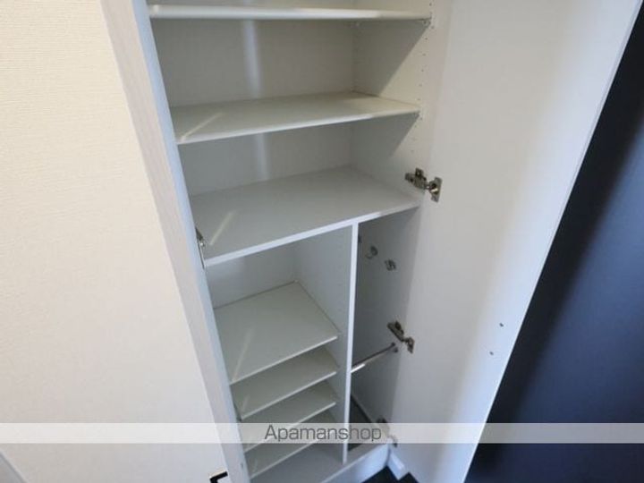 愛知県名古屋市中区橘1丁目の賃貸マンションの内装