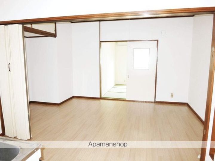 埼玉県入間市大字下藤沢の賃貸アパートの内装