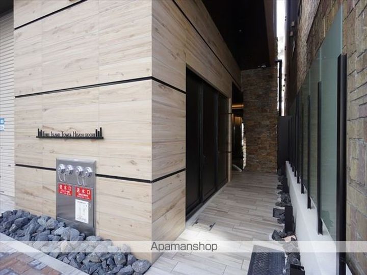 スリーアイランドタワー久屋大通の外観