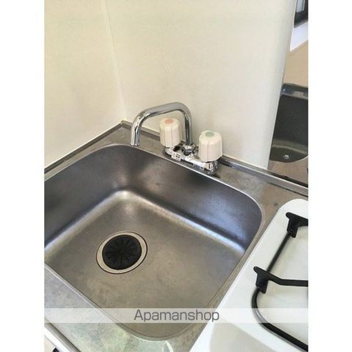 東京都足立区千住緑町2丁目の賃貸アパートの内装