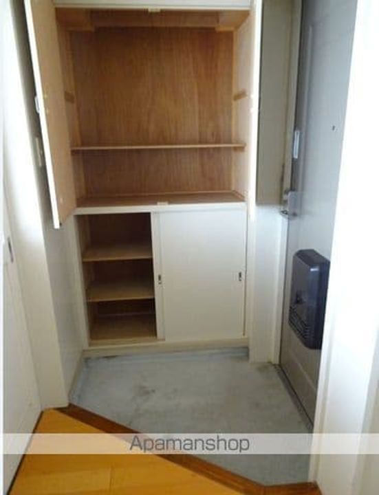 ピース・コーポラス瀬戸 Ⅰ503の玄関