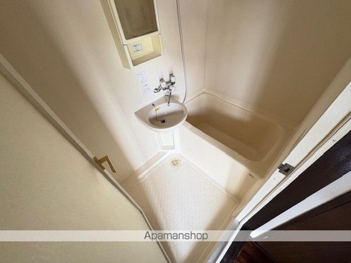 ラビットハウス91−A103の風呂