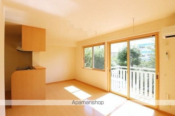 フォンティーヌ大津ヶ丘の居間