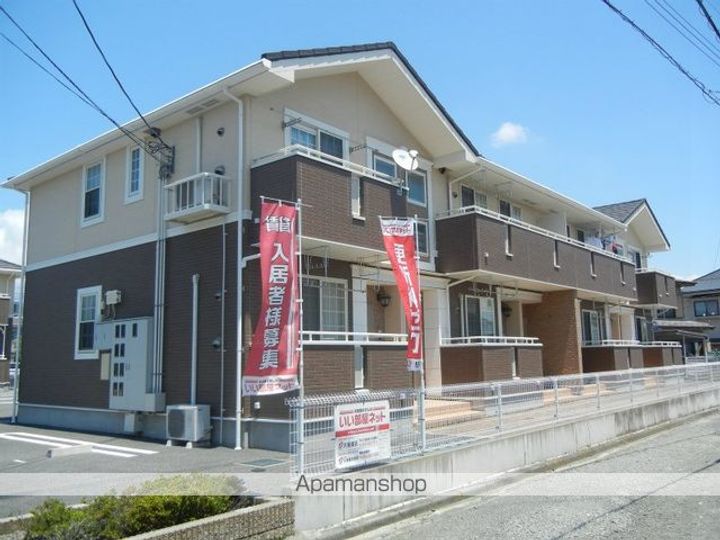 山梨県甲斐市富竹新田の賃貸アパートの外観