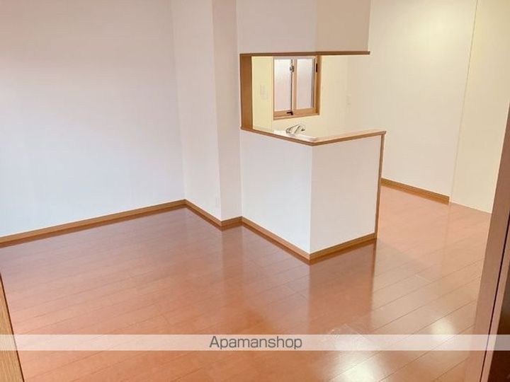 ECOーレジデンス『モア』 A棟の居間