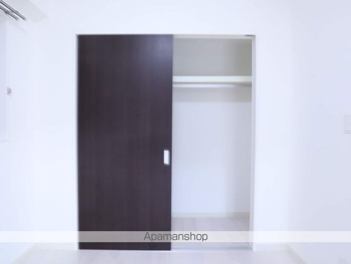 愛知県名古屋市中区千代田3丁目の賃貸マンションの内装