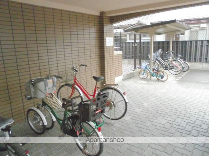 クープル幸の外観