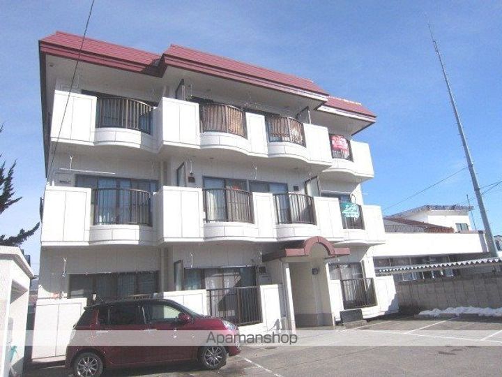 長野県長野市青木島1丁目の賃貸マンションの外観