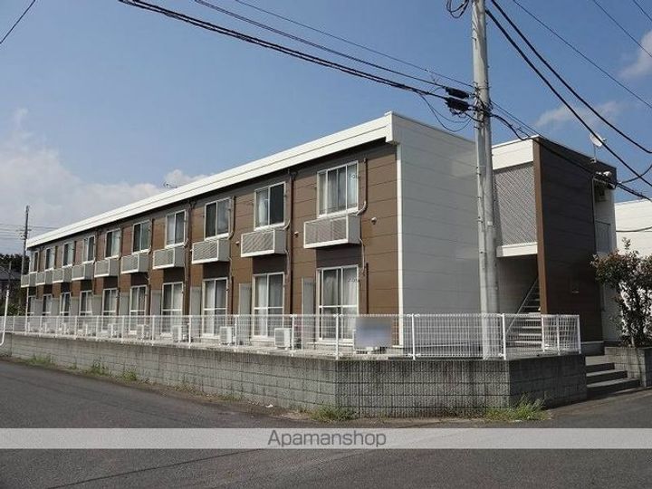 レオパレス鹿嶋宮中Aの外観