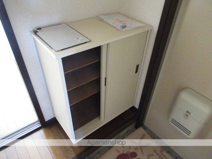 ラテールB棟103の内装