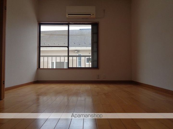 新八雲荘の内装