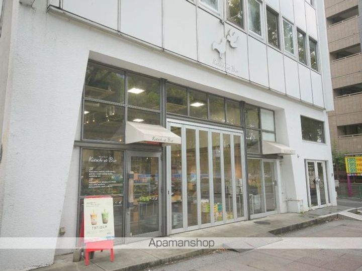 愛知県名古屋市東区泉1丁目の賃貸マンションの周辺
