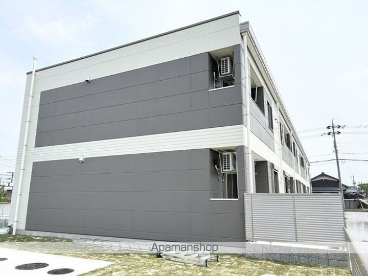 滋賀県長浜市山階町の賃貸アパートの外観