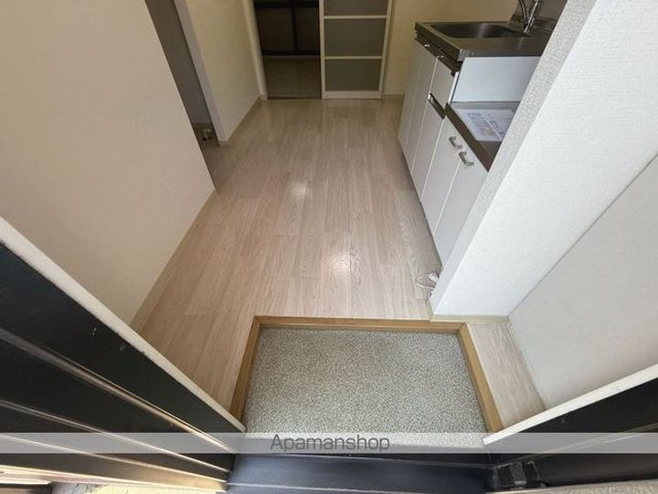 ファーストステージ206の玄関