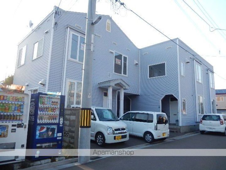 ホワイトハウスFの外観