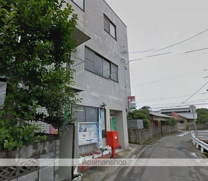 サクシードU.101の周辺