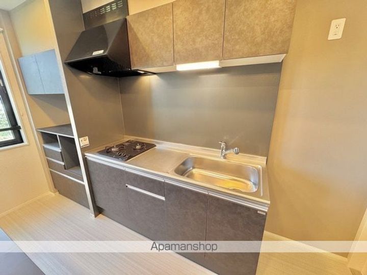滋賀県東近江市小脇町の賃貸アパートのキッチン