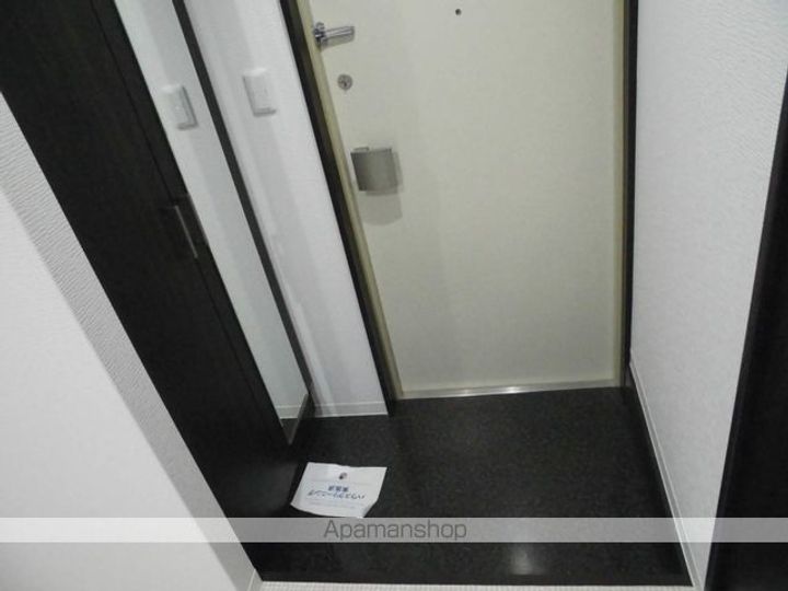 エヌエムトラントウエスト3Dの玄関