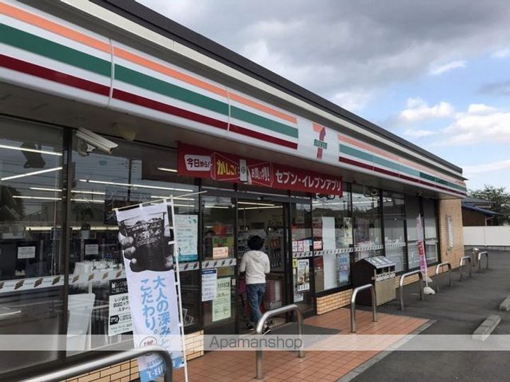 ピューラ城ヶ崎A棟の周辺