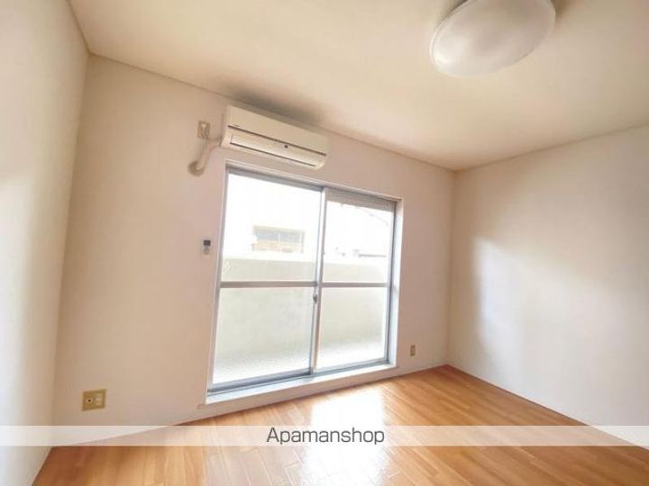 メゾンド西宝町の内装