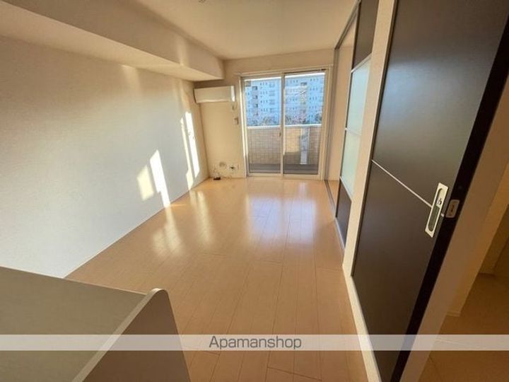 プリムローズ美南の居間