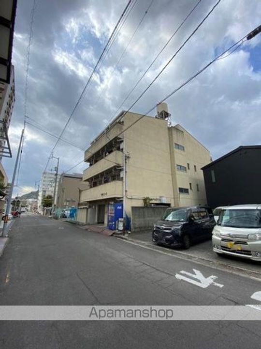 香川県高松市中央町の賃貸マンションの外観