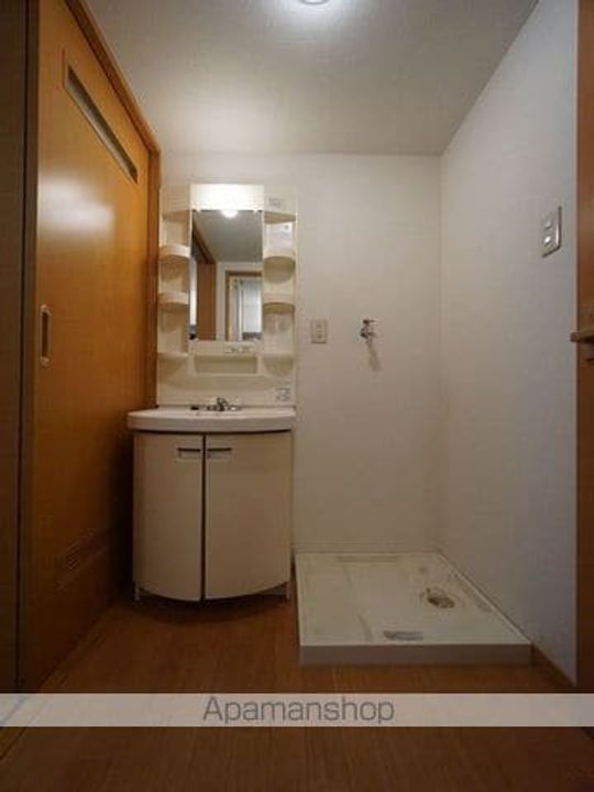 ハイツ東大手の内装