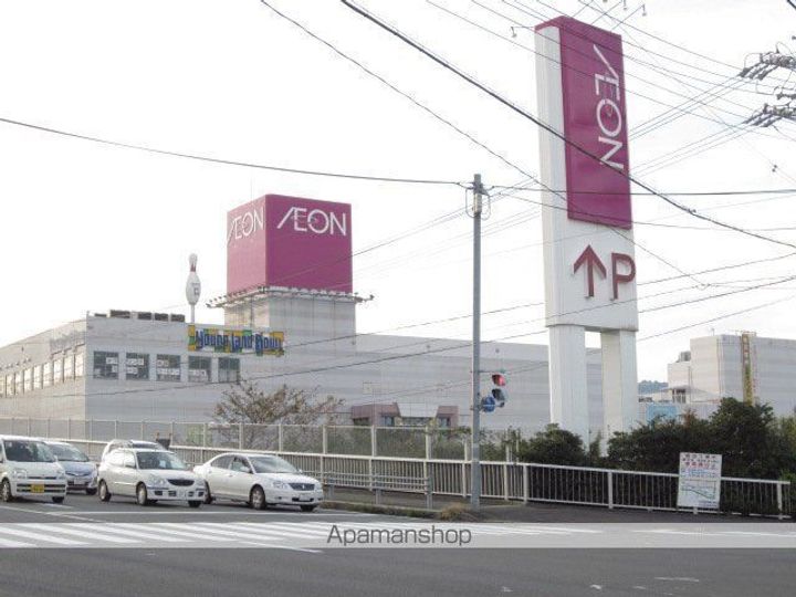 パルテールの周辺