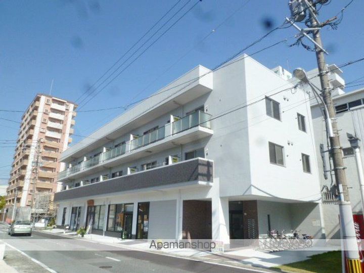 あきない通り西原の外観