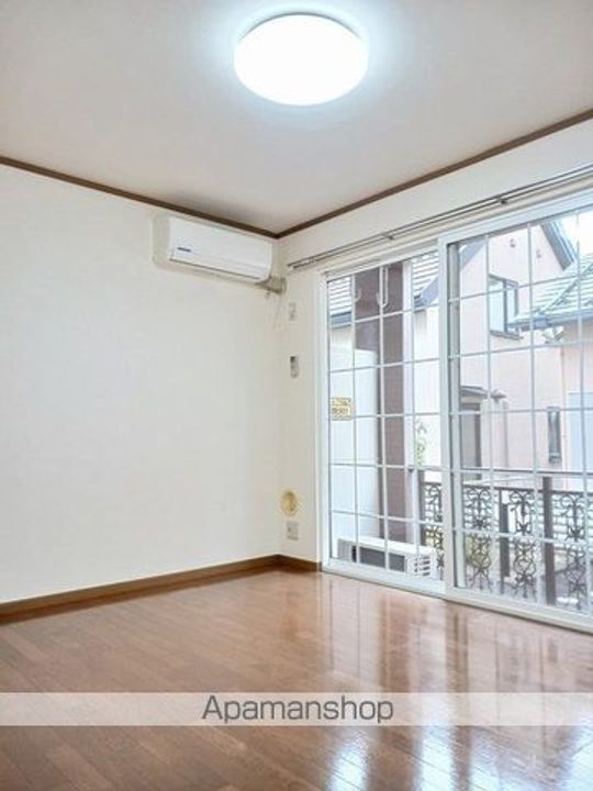 リバーストーンの居間