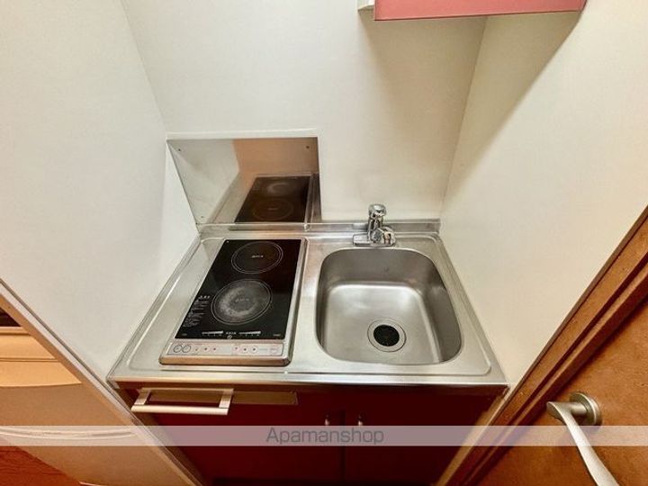 レオパレス希望105のキッチン