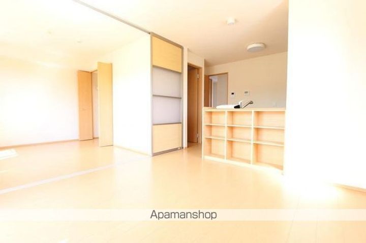 クレールC102の居間