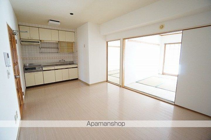 サンコーポ宮本209の内装