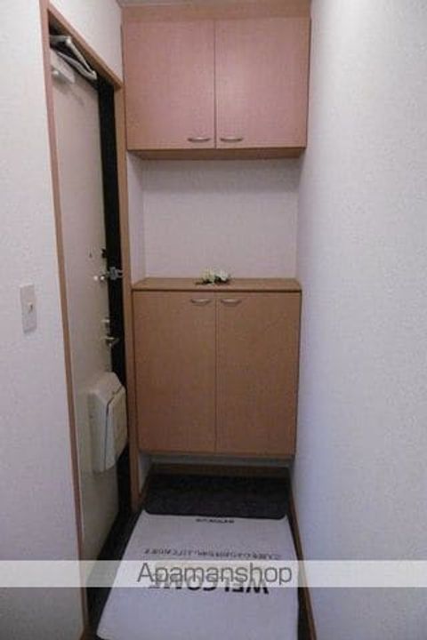 プリムローズ DEFの玄関