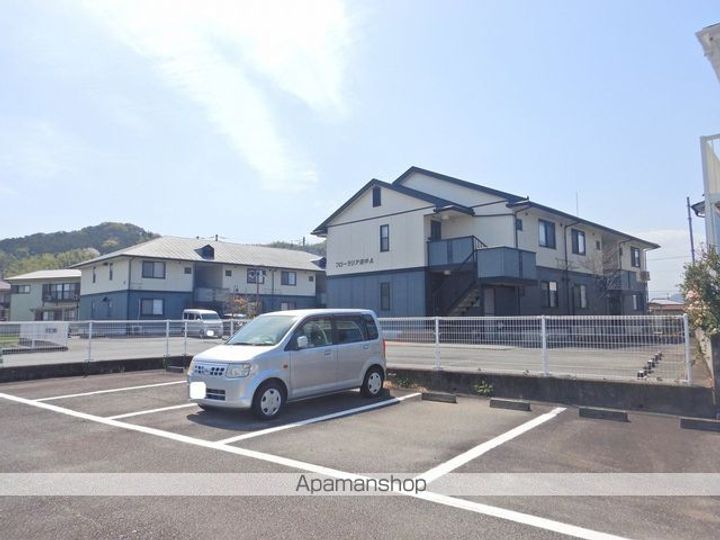 フローラリア田中 B棟の外観