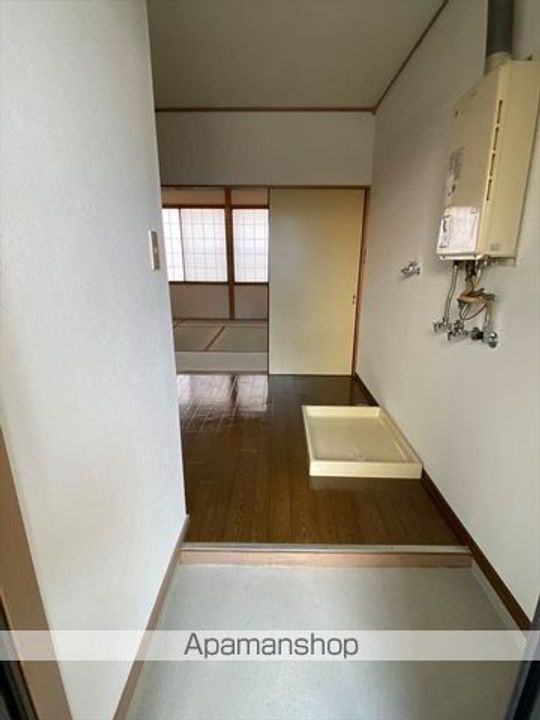 梅田7106の玄関