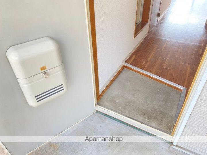 メンバーズエイトの玄関