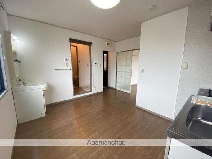 香川県高松市円座町の賃貸アパートの内装