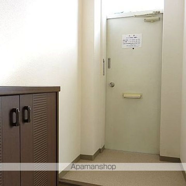 ピアコート福嶋301の玄関