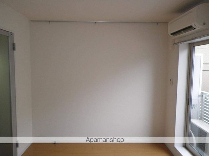 ヴェルデ鷺ノ宮303の居間