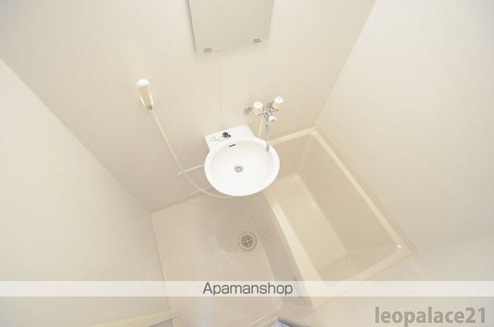 レオパレスフェリーチェの風呂