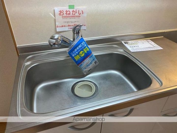 香川県高松市御厩町の賃貸アパートの内装